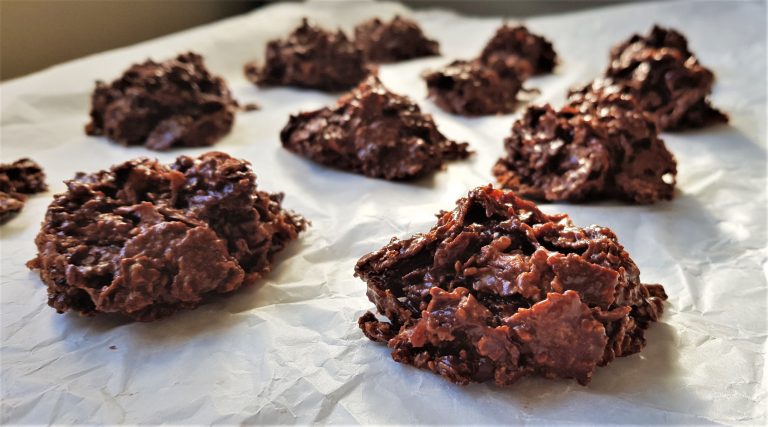 5-ingredient vegan chocolate carrot branflake crispy cakes